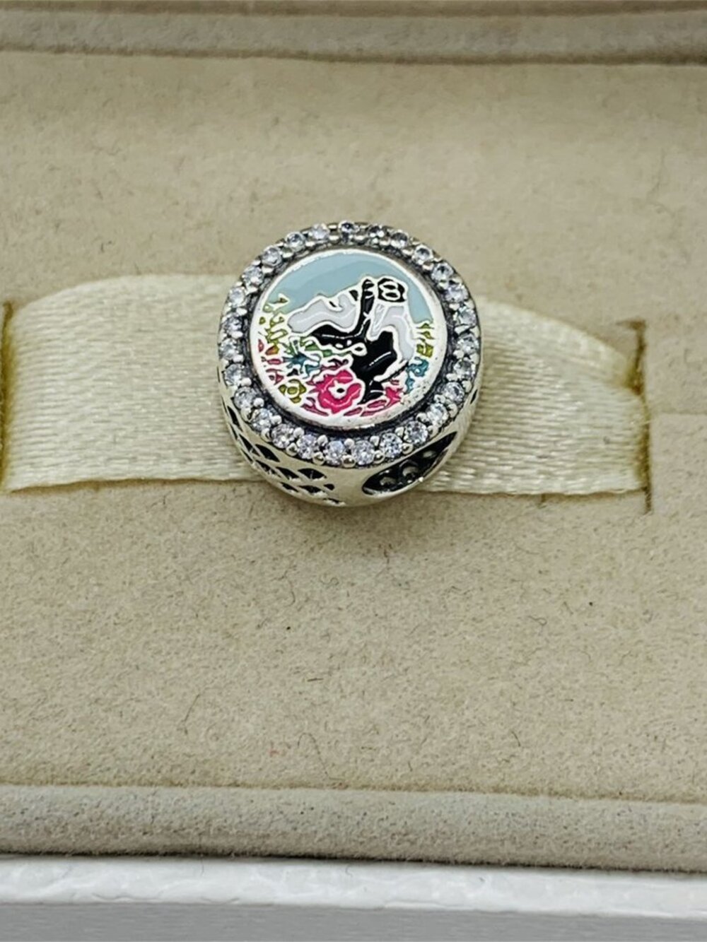 ✨🔥Pandora Disney EPCOT International Flower & Garden Festival Bead Charm